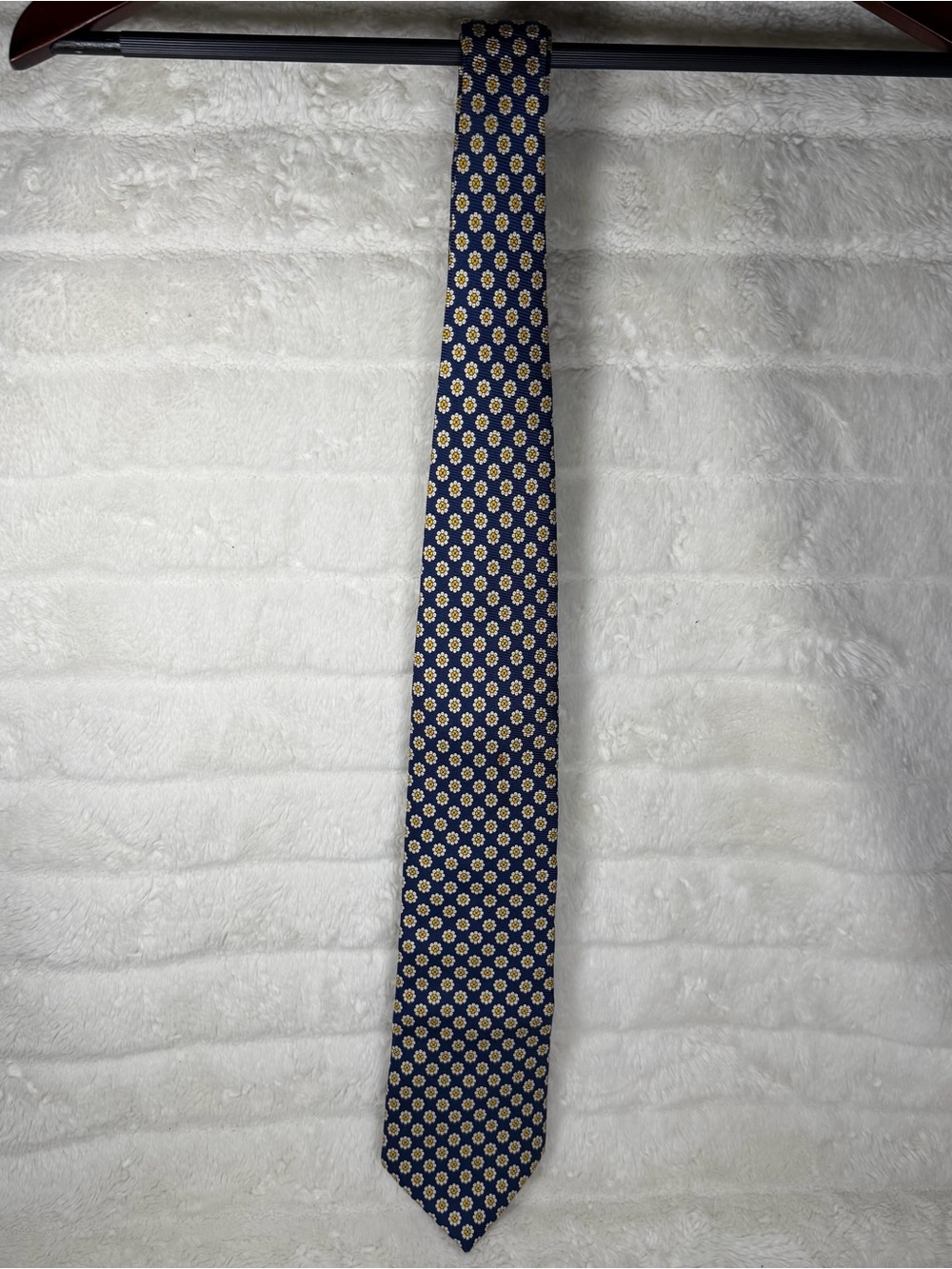 Brooks Brothers Makers Silk Tie Navy Blue With Floral Daisy’s Print 3.75 By 58